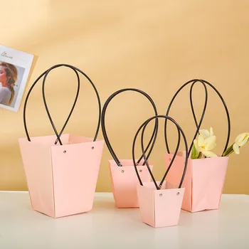 

5pcs Paper Flower Bag Wreaths Flower Box Packaging Decorative Flower Handbag Boite Dragees De Mariage Packaging Handbag