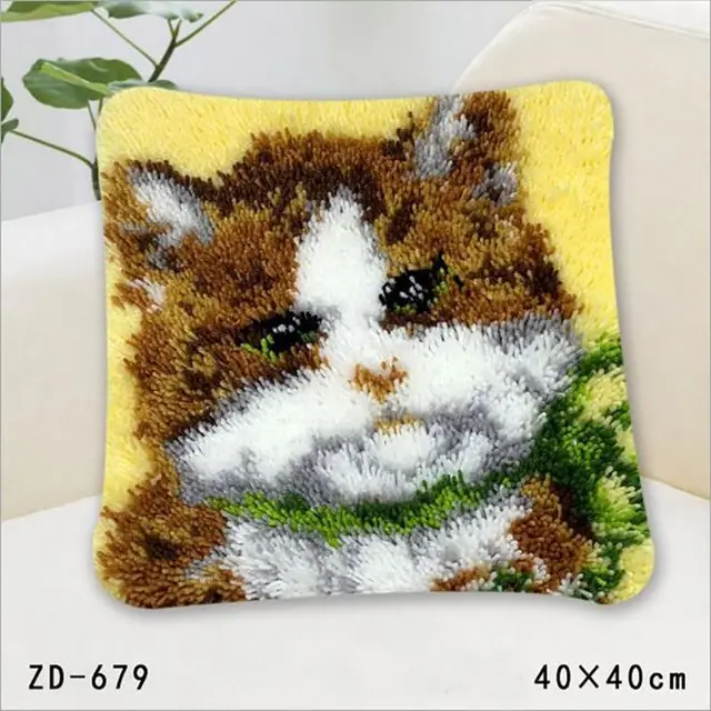 Handmade Animal Embroidery Pillowcase Latch Hook Rug Making