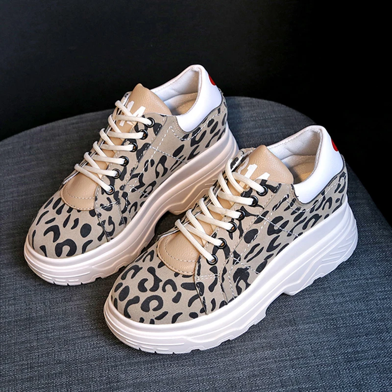 

2019 Spring Leopard Sneakers For Women Shoes Female Chunky Sneakers Dames Heart Shape Platform Sneaker Creeper chaussures femme