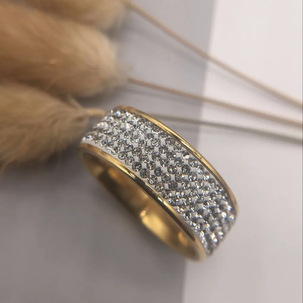 Полный размер, 5 ряд, прозрачный кристалл, нержавеющая сталь, свадебные кольца, модные ювелирные изделия, сделанные с настоящими кристаллами CZ для женщин