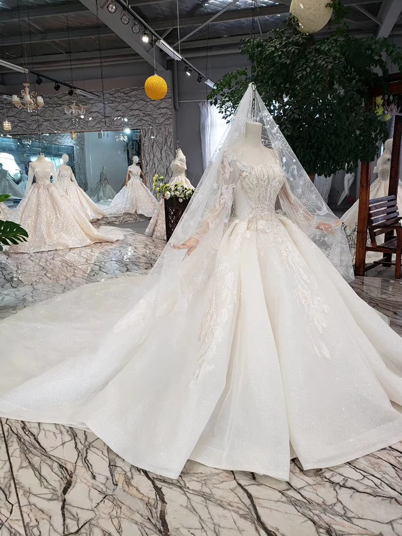 long sleeves ball gown square neck wedding dress with train HTL331 (27)