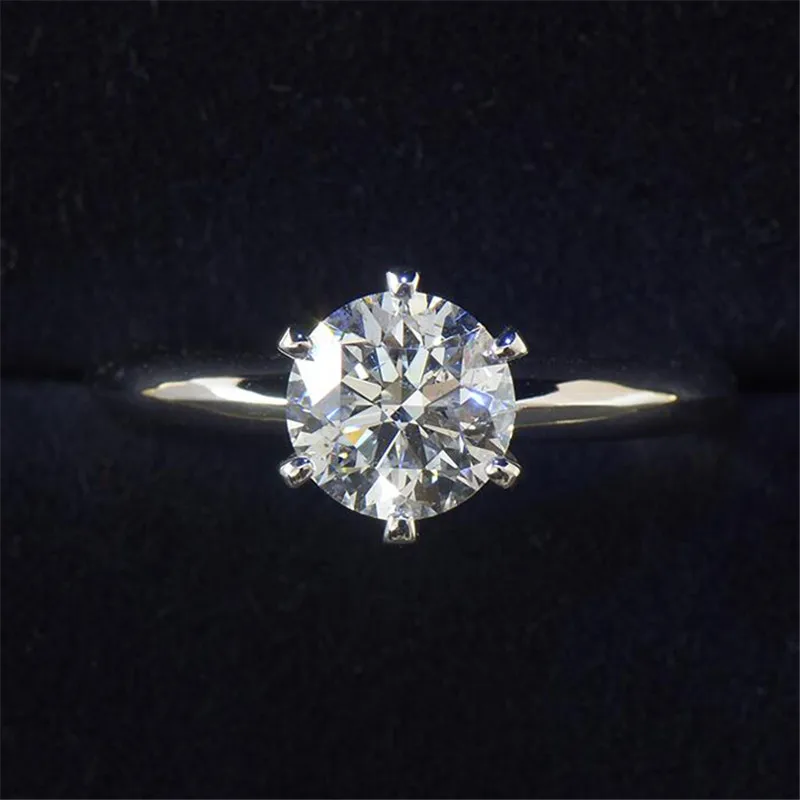 Anillo De Compromiso Con Cristal Corte Marquise