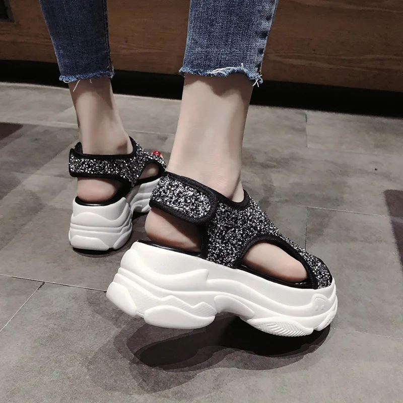 Women Sports Sandals 2019 Woman Platform Glitter Chunky Sandals Shoes Fashion Brand Wedges High 6 cm Blingbling Sandals SP-51 Women Sports Sandals 2019 Woman Platform Glitter Chunky Sandals Shoes Fashion Brand Wedges High 6 cm Blingbling Sandals SP-51