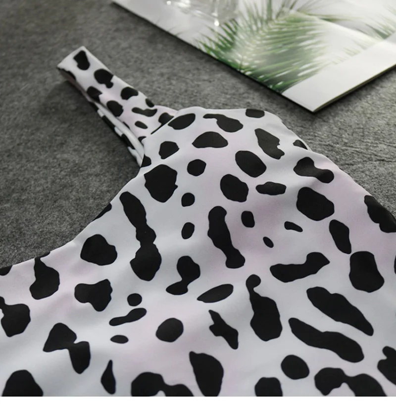 women swimsuit (2)