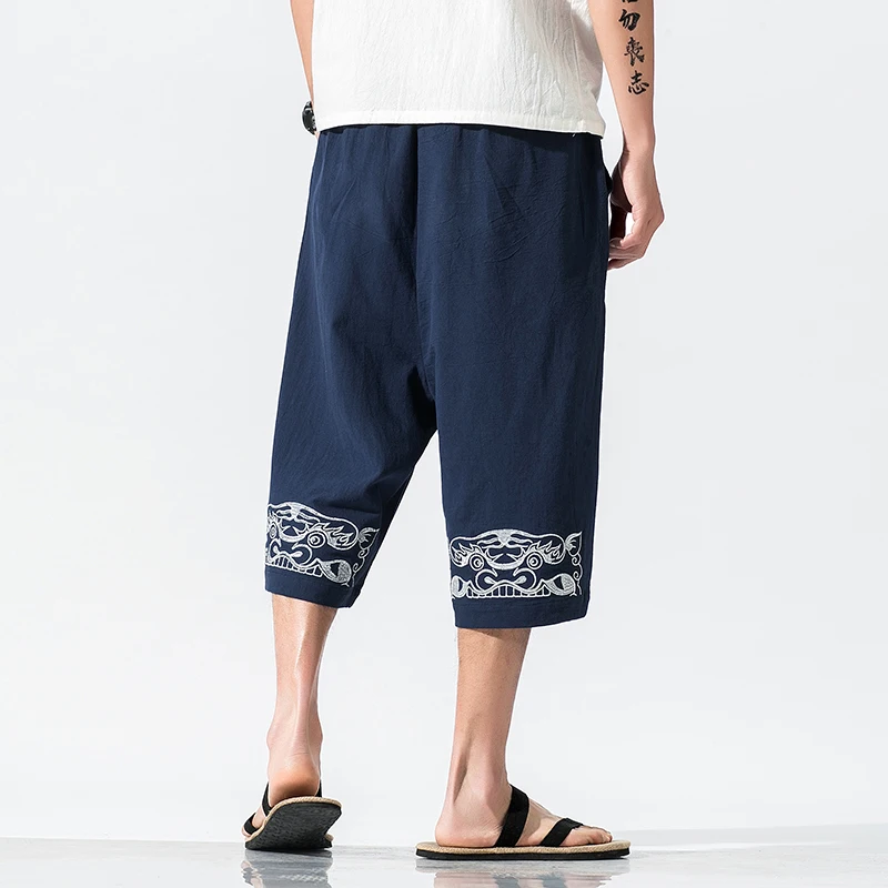 Chinesischen Stil Männer Lose Baumwolle Leinen Stickerei Kalb-Länge Hosen Männlichen Streetwear Gerade Beiläufige Breite Bein Hosen Strand Hose