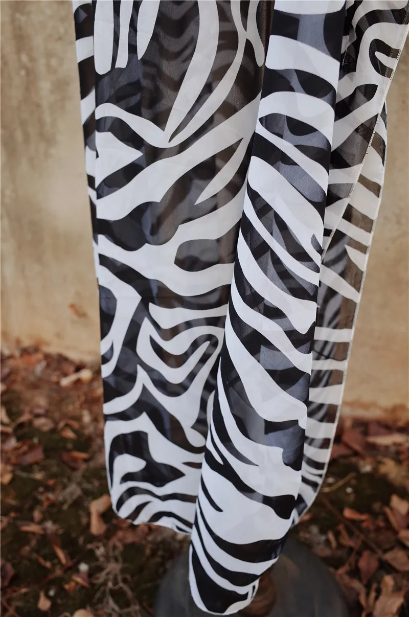 R0000743