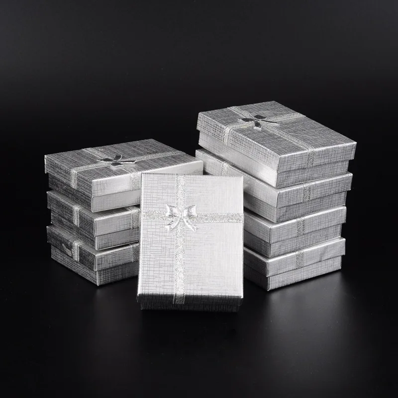 12 шт. картонные коробки для ювелирных изделий, Упакованные серебряные прямоугольные чехлы с бантом для сережек, ожерелья, подвески, дисплей 9x7x3 см, PANDAHALL - Цвет: Silver Colr Gift Box
