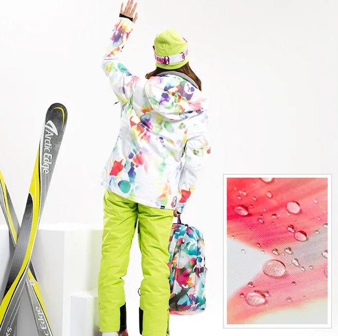 Женская лыжная одежда, женский лыжный костюм для верховой езды, альпинизма, лыжная одежда, белая Лыжная куртка и желтые зеленые лыжные штаны с лямками, комбинезон