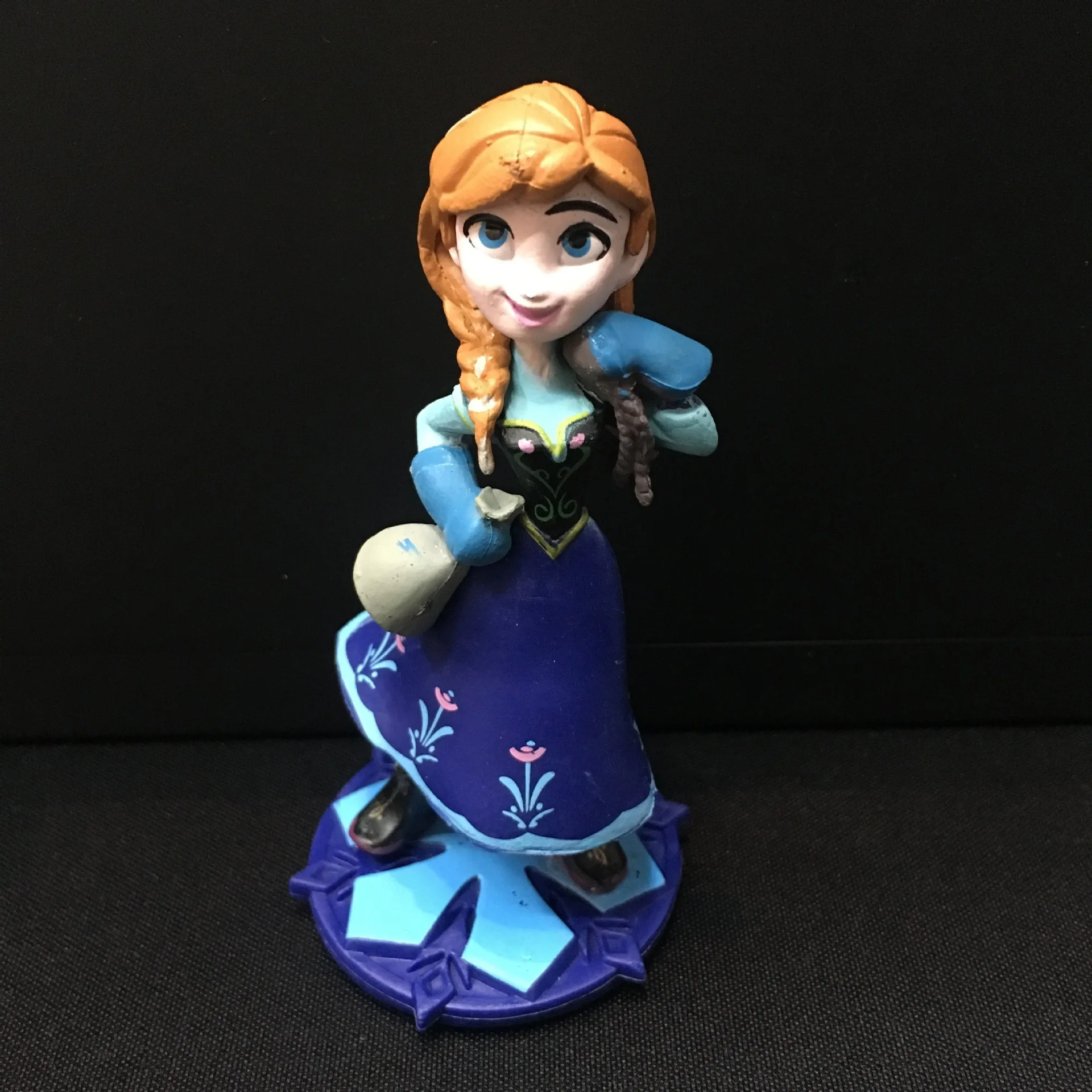 Frozen accessories 2 models elsa Anna Princess cake shape doll to do micro landscape 2 sets of ornaments toys hobbies Frozen accessories 2 models elsa Anna Princess cake shape doll to do micro landscape 2 sets of ornaments toys hobbies