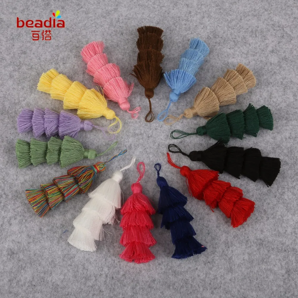 

2019 Hot Sale 1pc/bag Multiple Color 4 Layers Of Cotton 8 cm Tassel For DIY Craft Production Found Material Home Decoration