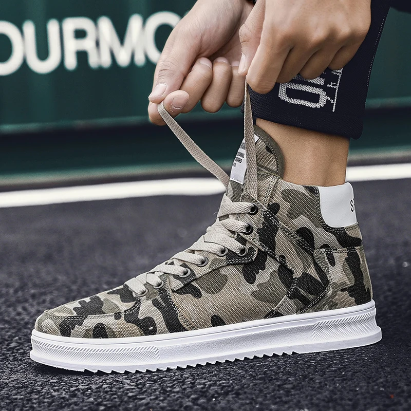 

Autumn Outdoor Footwear for Men High Quality Canvas Vulcanized Shoes Fashion High-top Flat Leisure Shoes Male Anti-Skid Sneakers