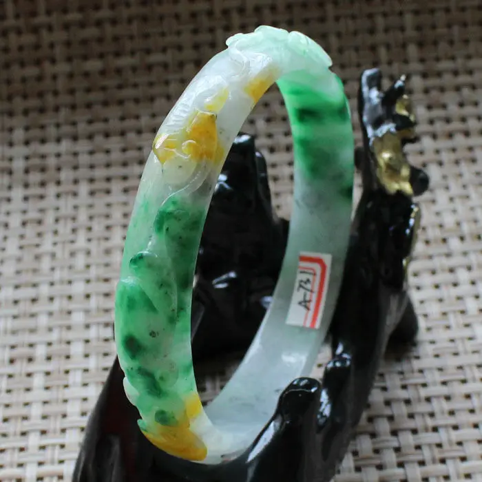 

A731 Chinese Hand-carved Emerald Green stoneite stone Gems Bracelet Bangle 61mm