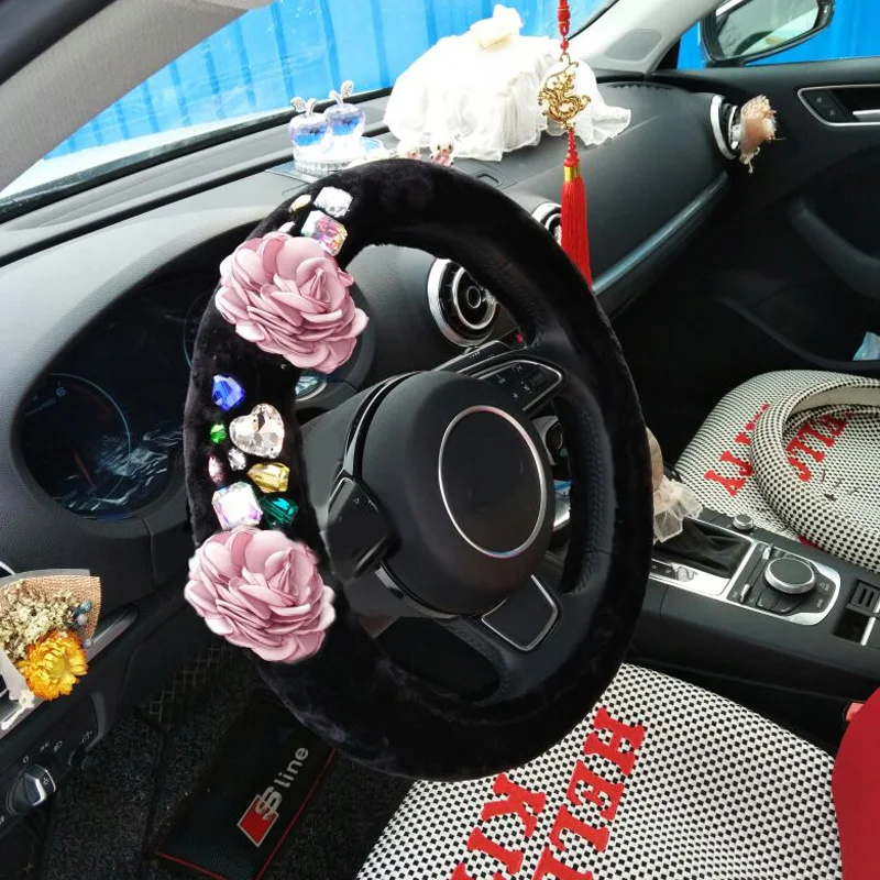 Fashion-Winter-Plush-Fur-Car-Steering-Wheel-Cover-with-Flower-Crystal-Rhinestone-For-Women-Girls-2