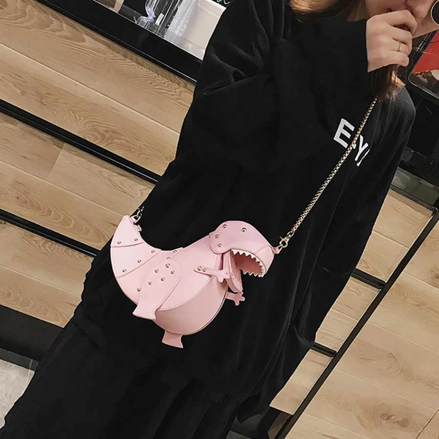 Goede Cartoon Leuke Nieuwe Dinosaurus Klinknagel Vrouwen Schouder Messenger Bag Meisje Zoete PU Lederen Ketting Tas Reizen Styling Roze Ontwerp Tassen