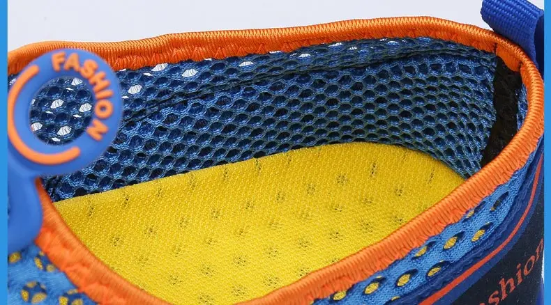 8876818083_1395039704