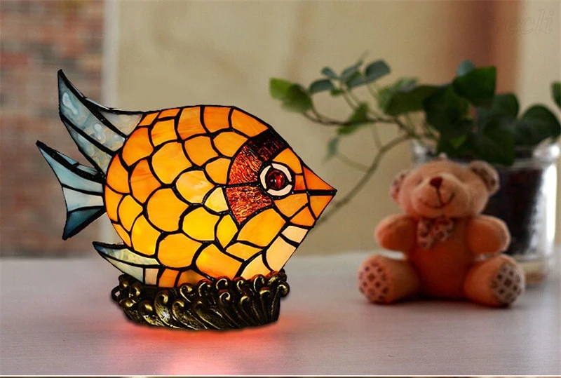 Mesa de Cabeceira Novidade Criativo Bebê Projetor Vitrais Pequeno Peixe Crianças Criança Led Night Table Lamp Luz Decoração Iluminação 7 table lamp luz decoração iluminação