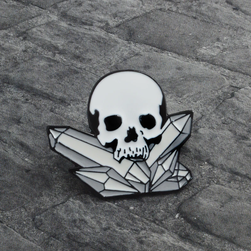 Testa-del-cranio-Di-Cristallo-colonna-Smalto-Spille-Bianco-Scheletro-Spilla-In-Metallo-Distintivo-Sacchetto-di