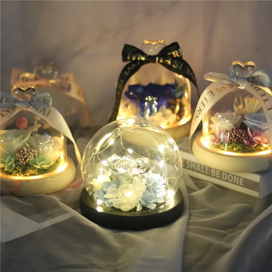 

2019 Dropshipping Beauty and the Beast Rose in a Glass Love Heart with LED Light Wooden Base for Valentine's Mother's Day Gifts