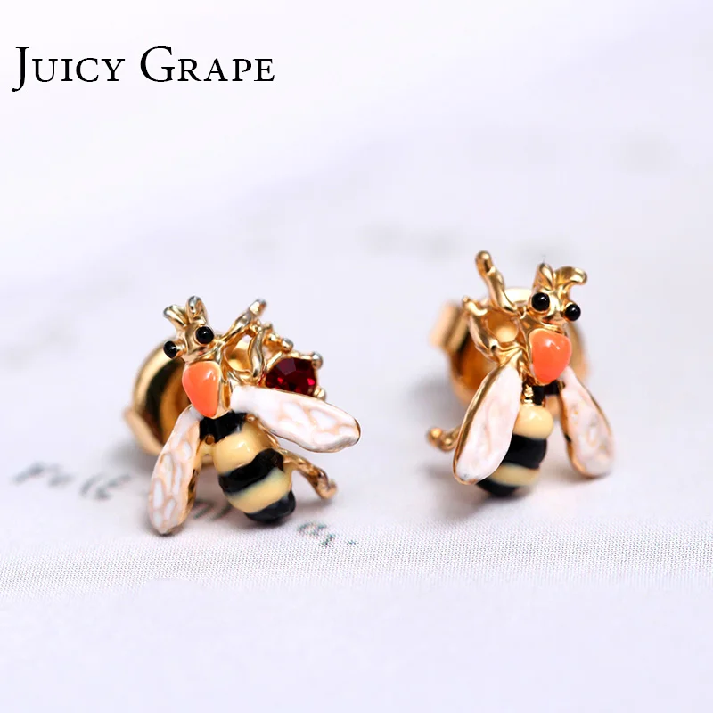 

Juicy Grape Originality Mini Lovely Bee Stud Earrings 925 Silver Needles Enamel Fashion Party Stud Earrings Accessories Jewelry