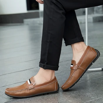 

British Style Men Shoes Genuine Leather Luxury Loafers Soft Flats Non-slip Driving Shoes Breathable Walking Classic Men Loafers