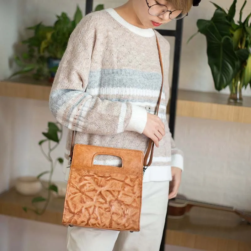 

Large-capacity Mori literary simple hand layer cowhide portable retro diagonal shoulder bag