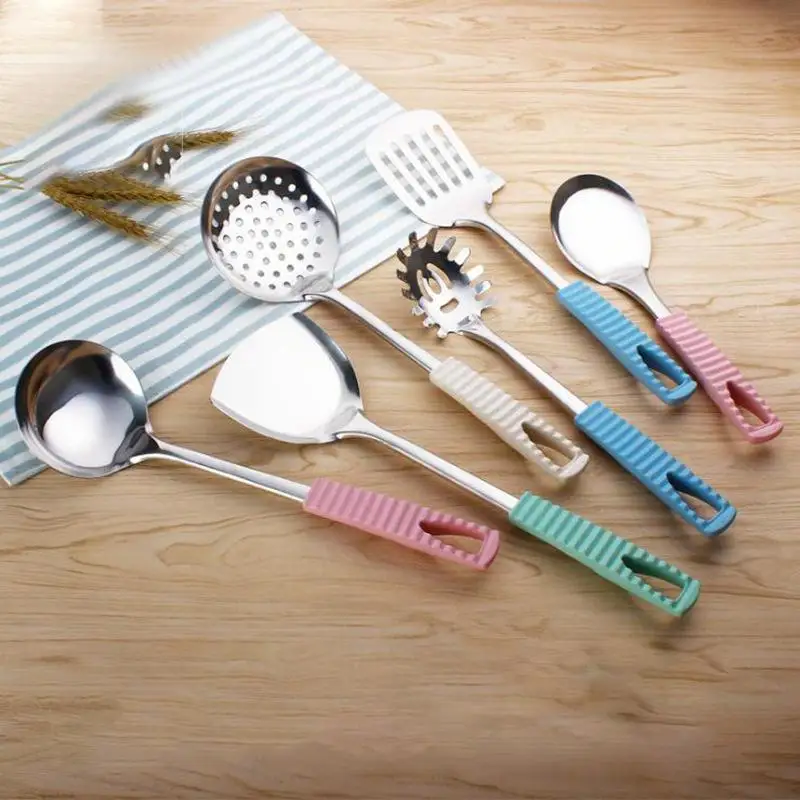 

Stainless Nonstick Creative Kitchen Soup Spoon With Long Handle Cooking Utensil Tableware Dishes Ladle Frying Kitchen Tools A20