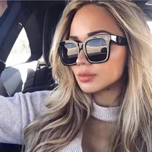 Kim Kardashian Sunglasses Women Flat Top Eyewear Lunette Femme Classic Luxury Brand Sunglasses Ladys Rivet Square Glasses