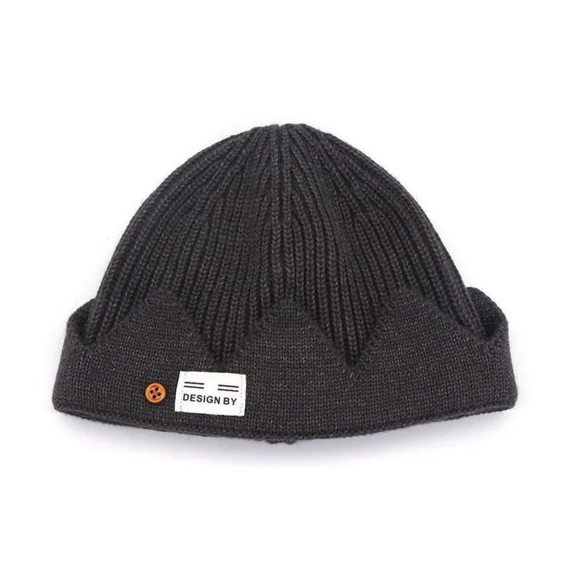 New Jughead Jones Riverdale Cosplay Winter Warm Beanie Hat Topic Exclusive Crown Knitted Cap New Jughead Jones Riverdale Cosplay Winter Warm Beanie Hat Topic Exclusive Crown Knitted Cap