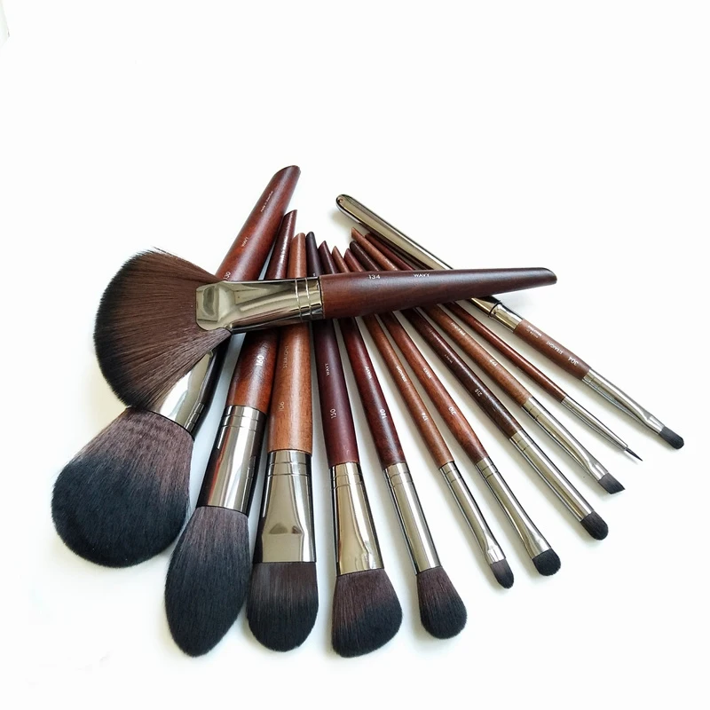 High quality cosmetic brush suit Fan Brush Large Concealer Brush Small Stipple Foundation Brush Professional makeup tool