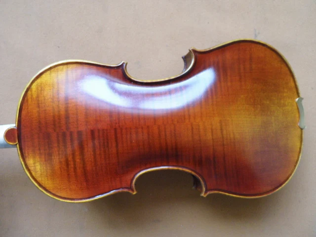 

4/4 violin Stradi model European tone maple back old spruce top A-11