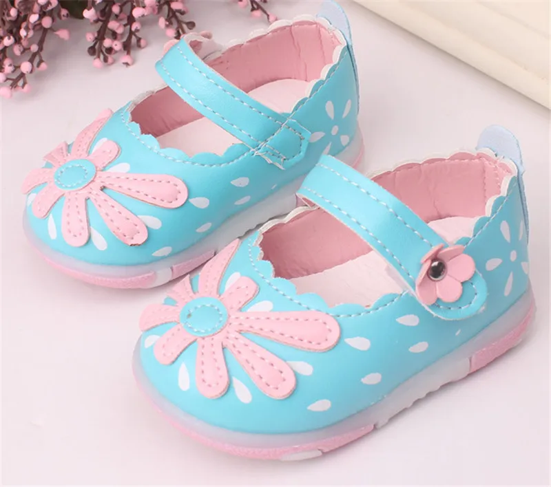Xinfstreet/легкая обувь для маленьких девочек; обувь принцессы для маленьких девочек; мягкая детская обувь с цветочным принтом и подсветкой; размеры 15-25