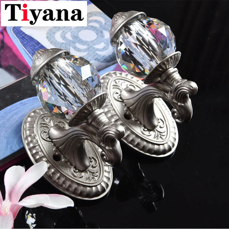 

High Quality European Zinc Clloy Curtain Hook Accessories Large Crystal Design Curtain Wall Hook Rope Hook Decoration CP111D1
