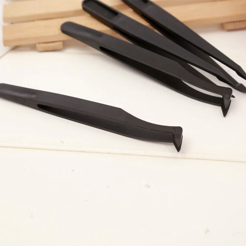 Diamond Painting Plastic Tweezers ABS Tweezers Straight Elbow DIY Do Hand Tool Kit 12CM Tweezers Diamond Painting Plastic Tweezers ABS Tweezers Straight Elbow DIY Do Hand Tool Kit 12CM Tweezers