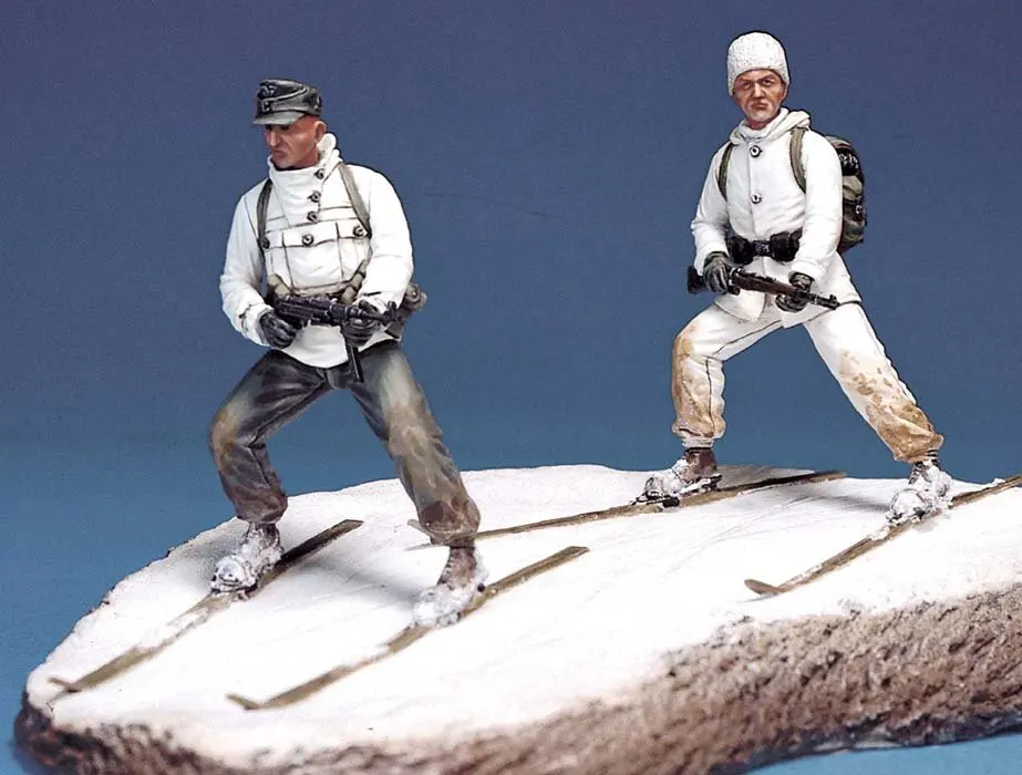 

Pre order goods-LF 0026 1/35 World War II German Snow Cavalry