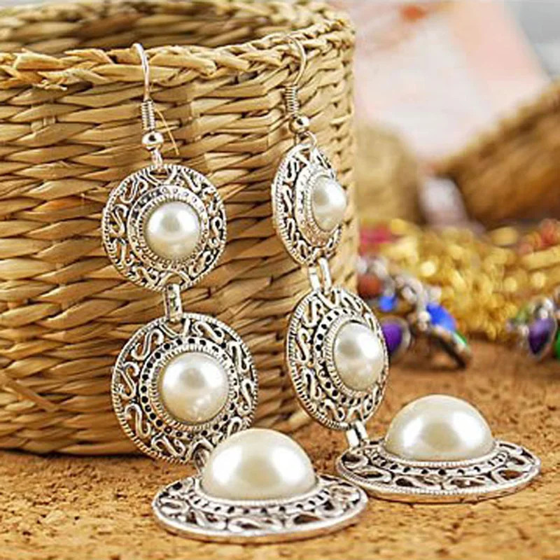 

Silver Hollow Metal Simulated Pearl Drop Earrings Long Dangle Earring Women Big EarDrop Vintage Ear Jewelry Pendientes