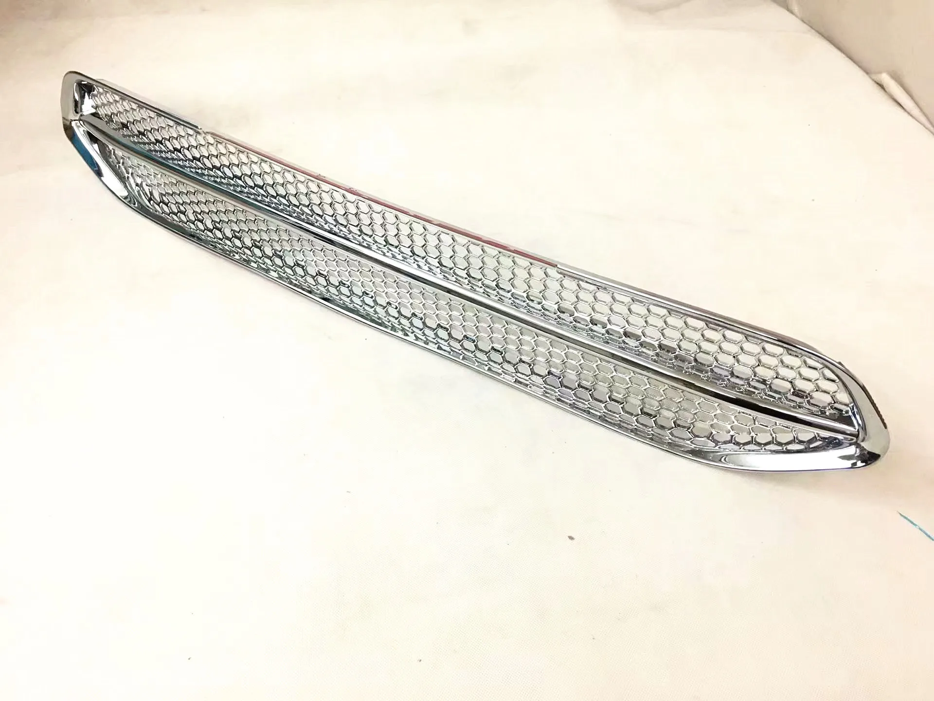 

For mazda cx-5 2017 2018 ABS Chrome Front Bumper Bottom Mesh Grille Grill Lower Cover Trim Molding Garnish 1pcs