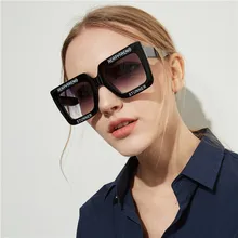 Ruosyling UV 400 gafas de sol para mujer 2019 montura cuadrada blanca gafas de sol Grandes Vintage extraño grande oscuro playa gafas de sol para mujer