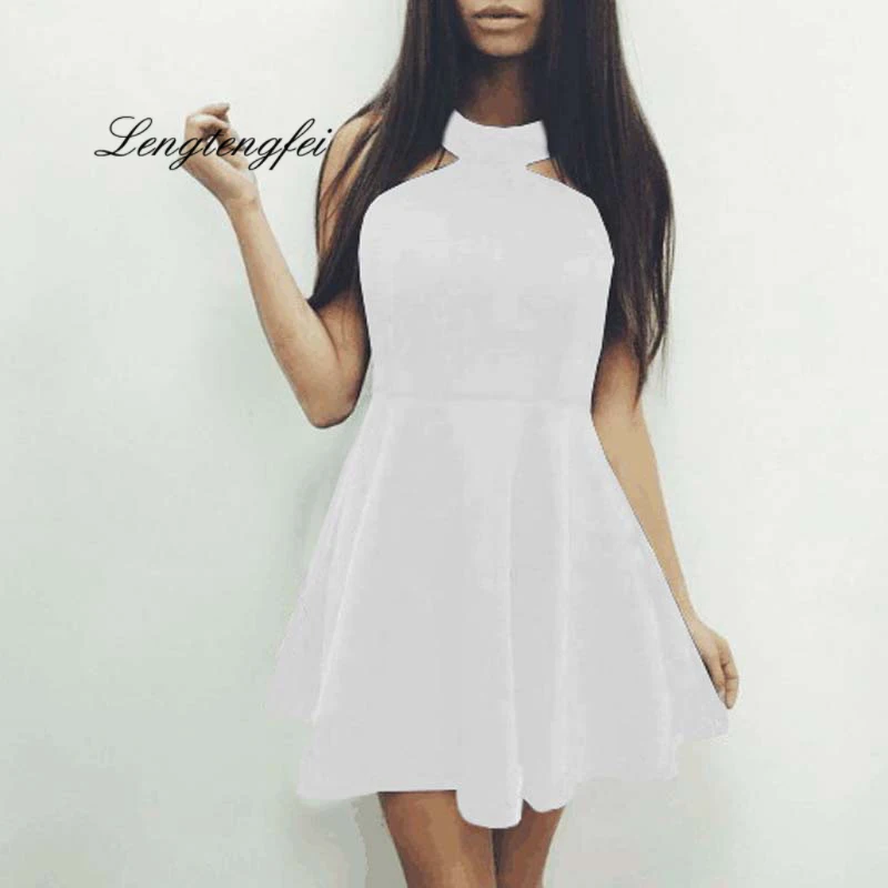 Backless Dress (2)