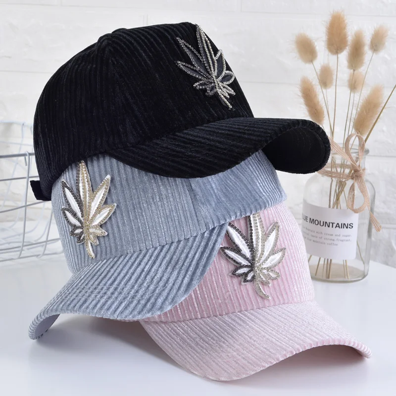 

2019 New Fashion Men Women Baseball Caps Spring Summer Sun Hats for Women Solid Snapback Cap Metal letter Dad Wick cotton Hat