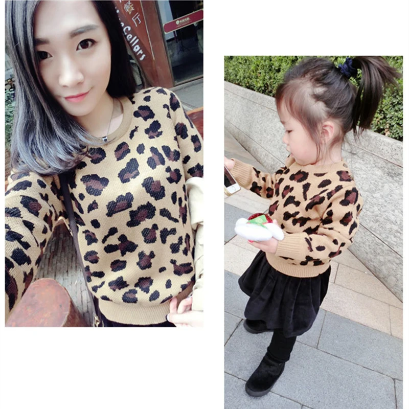 mother and daughter matching leopard outfits
