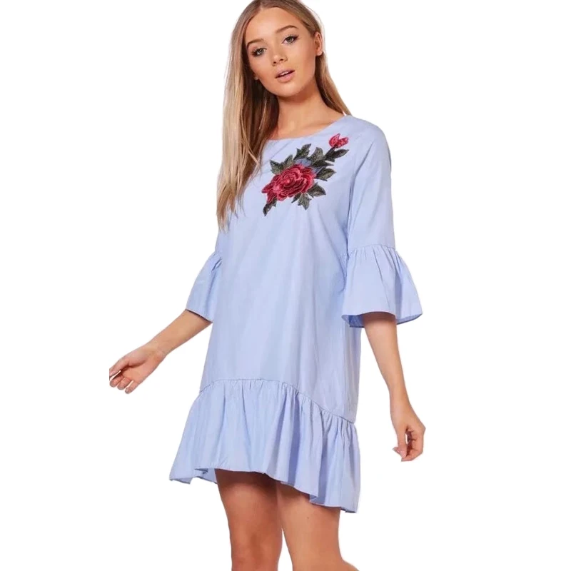 2017 new loose and sweet Embroidered Flower dresses Above knee.mini