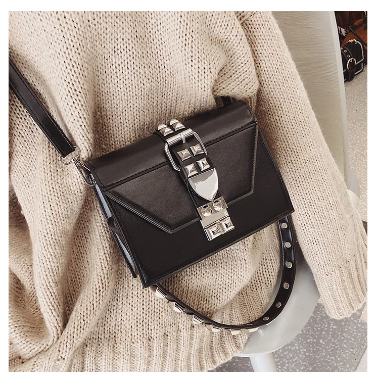 do plutônio couro rebite cinto mensageiro crossbody