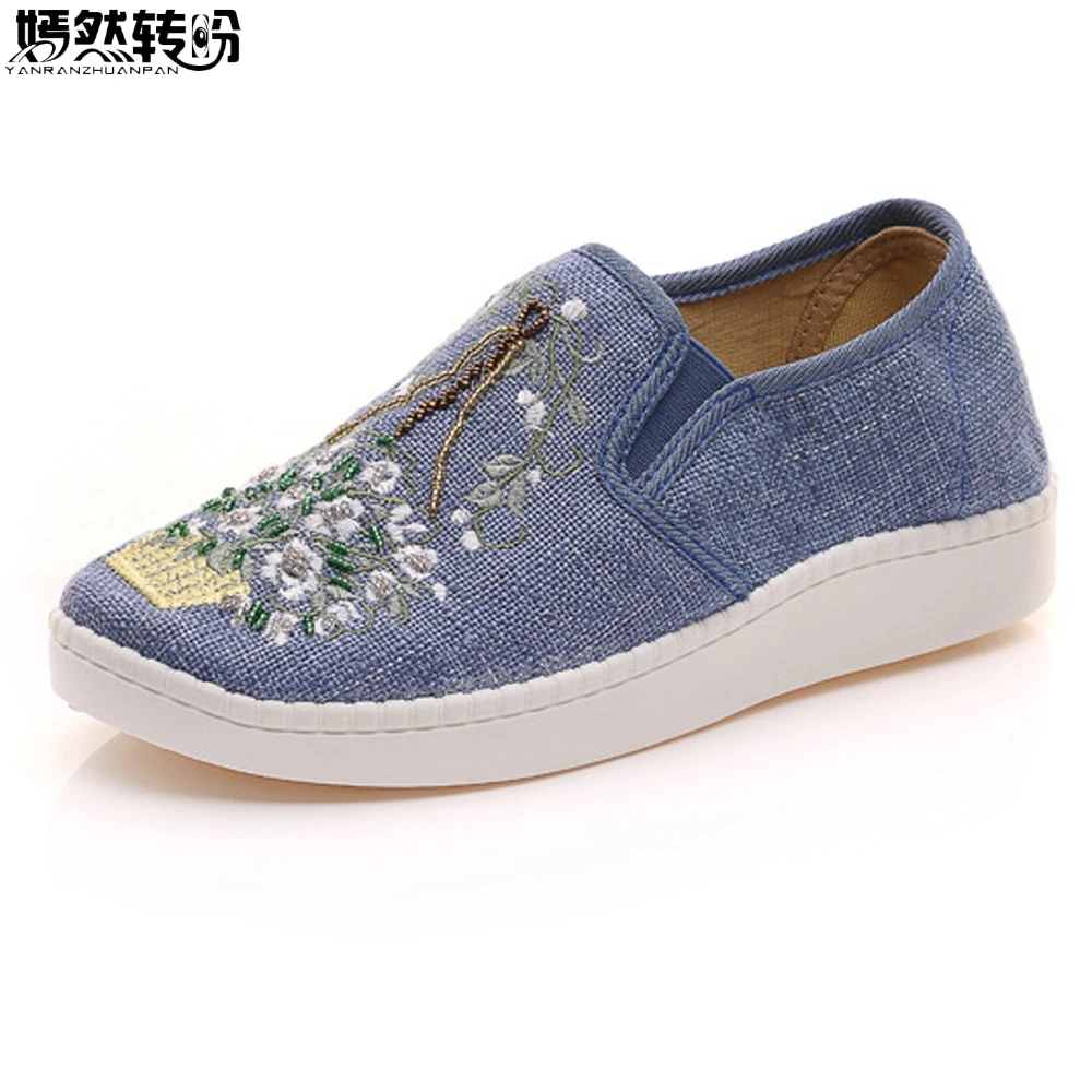 

Women Flats Casual Shoes Slip On Bead Embroidery Shoes Retro Loafers Lady Cotton Cloth Shoes Sapato Feminino Plus Size 43