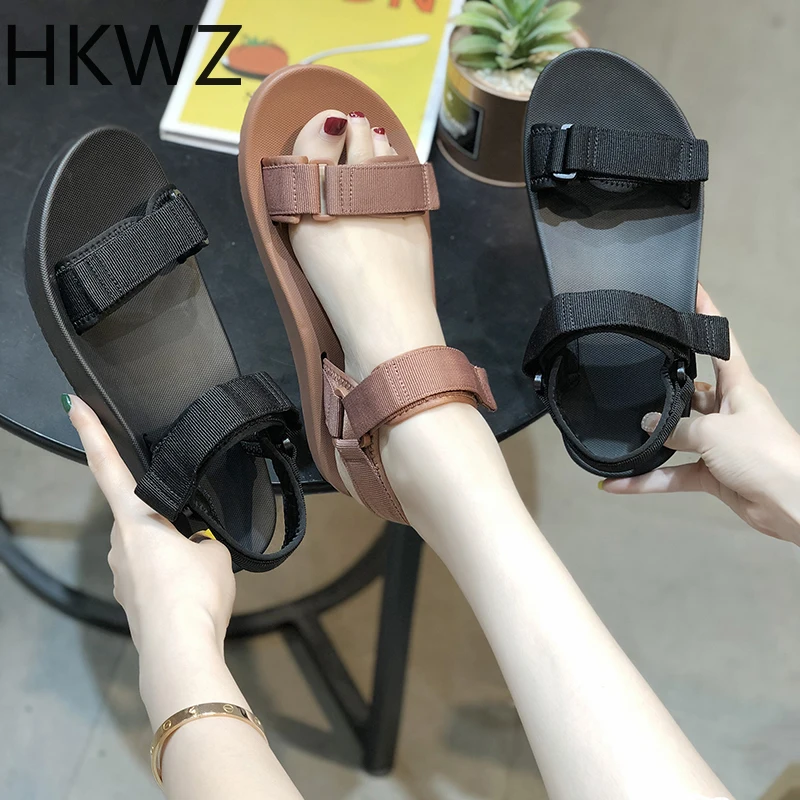 

2019 summer brand new open toe comfortable sandals wedge with soft bottom simple wild casual Roman sandals black red size 35-40