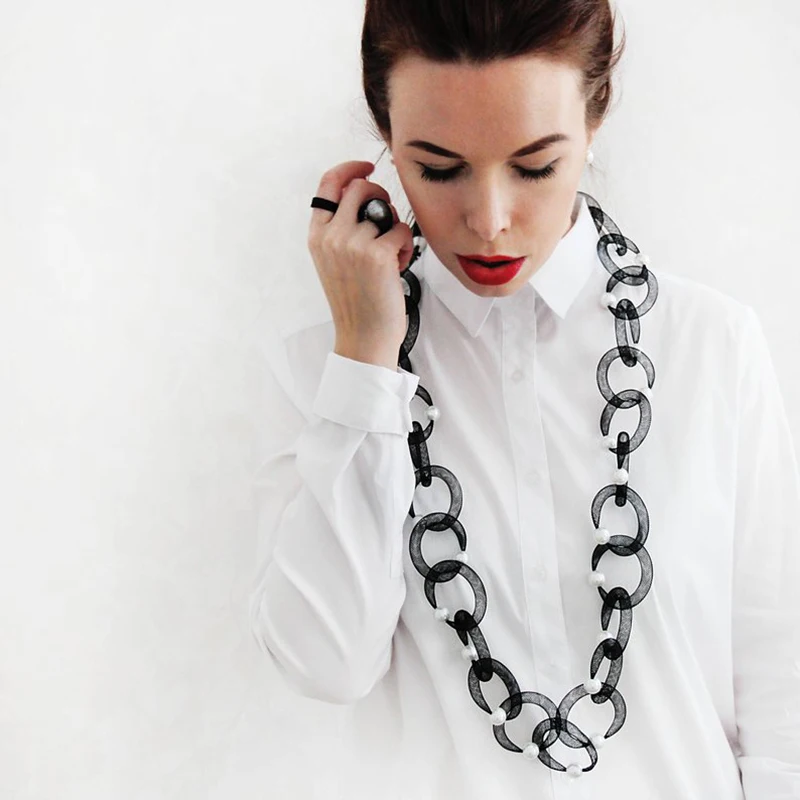 

YD&YDBZ New Pearl Pendant Necklaces For Women Designer Luxury Fashion Long Necklace Two Uses Lace Chains Handmade Jewelry Gothic