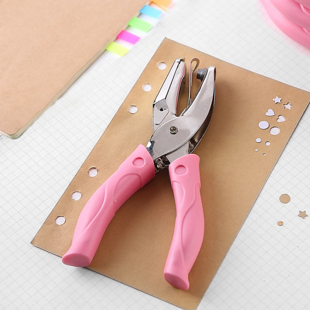 

ZT Hand-held Metal Paper Punch Heart Shape Single Hole for Greeting Cards Scrapbook Notebook Puncher Hand Tool with WJ-DSJ-9*