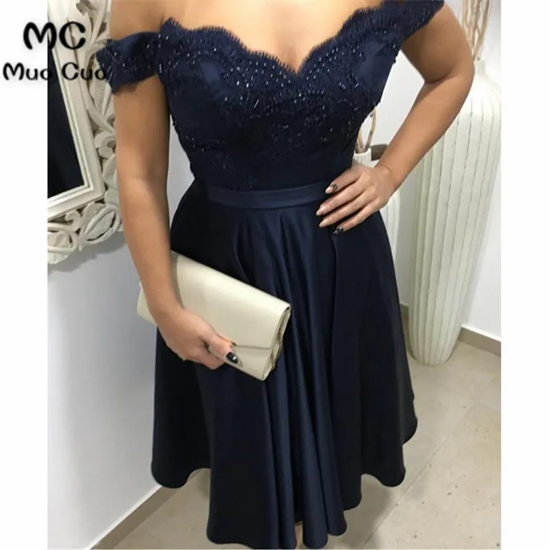 A Glamorous Form Satin Tea Length Dress Featuring Lace Appliques V-neckWith off the shoulder design. Perfect For Prom,Evening323