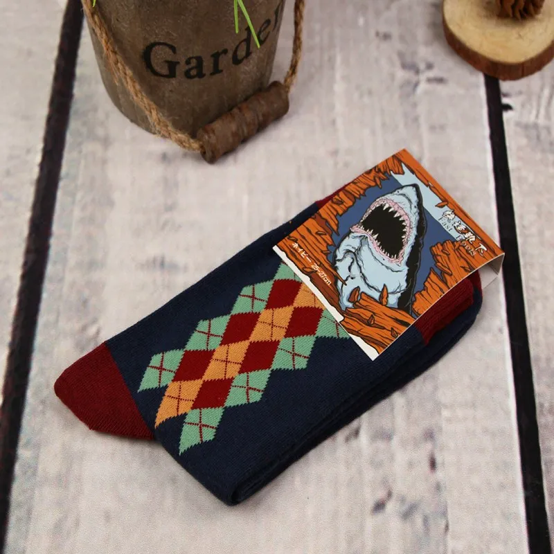 K-Socks-Men-Hip-Hop-Winter-Funny-Socks-Man-Trendy-Sock-Casual-Cotton-Soft-Mid-Socks(8)