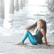 Блестящие леггинсы с принтом рыбной чешуи 8 маленьких детей, маленькие эластичные лосины Брюки