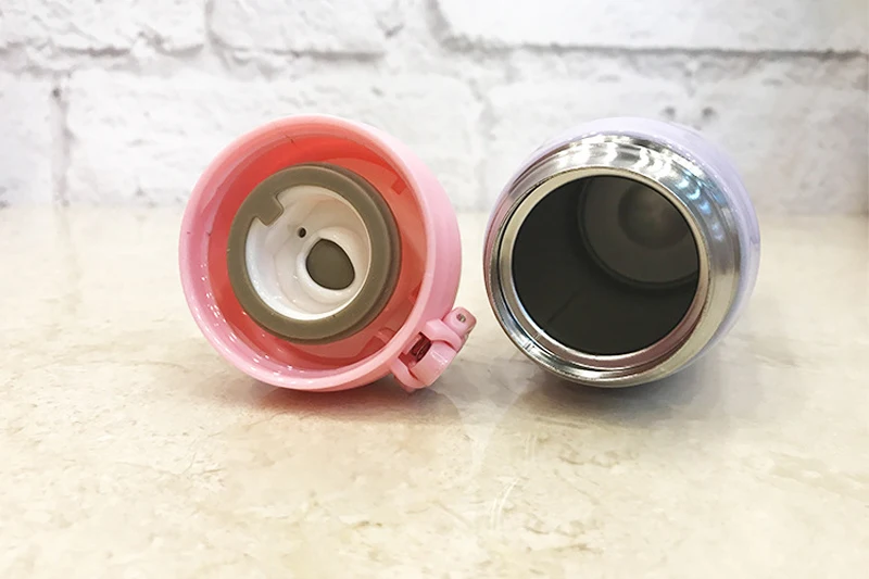 4976422037_2088275838